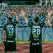 Na foto de Fernando Teramatsu, jogadores saudam a torcida após a vitória pela Copa do Brasil no WD